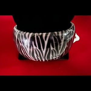 Zebra bangle